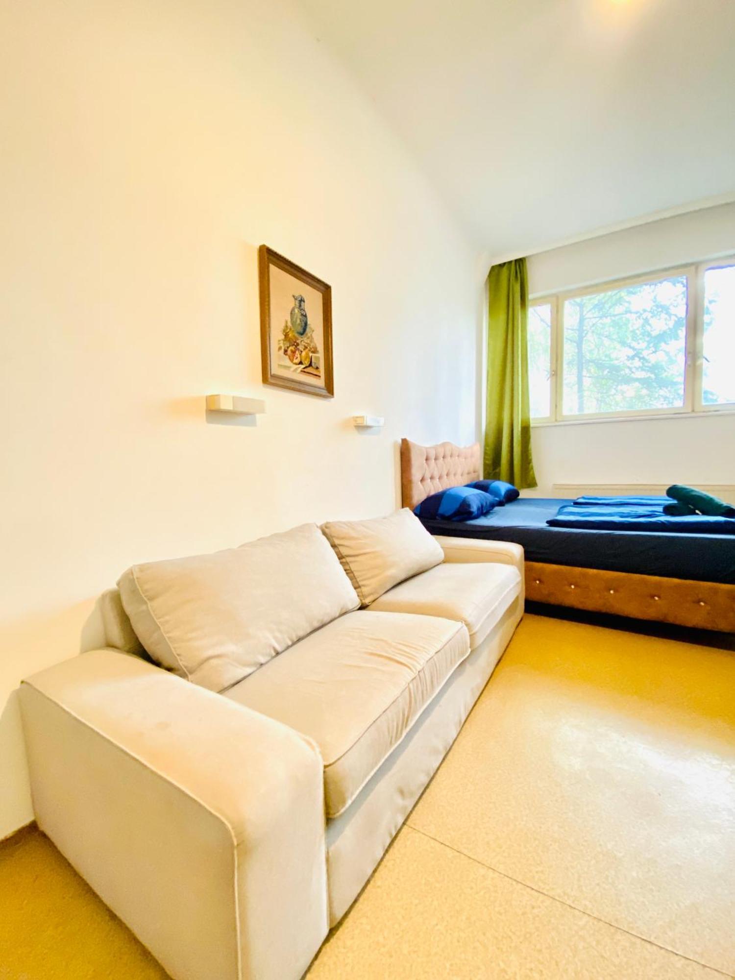Affordable Central Rooms, 10-Min To Lugner City Vienna Exterior photo
